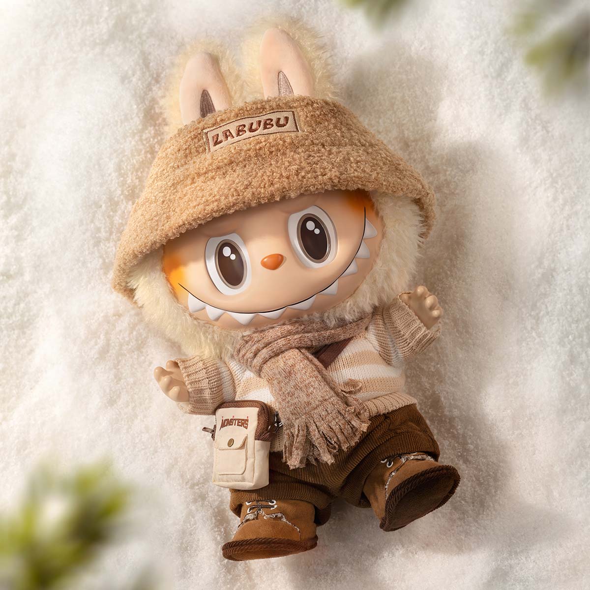  THE MONSTERS - DRESS BE LATTE Vinyl Plush Doll
