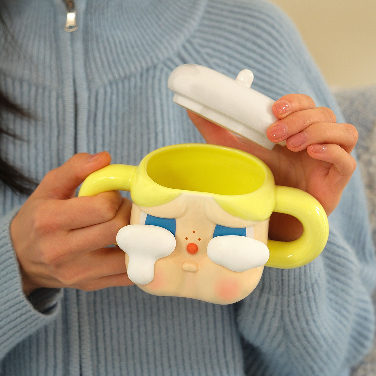  CRYBABY Sad Club Series-Ceramic Cup (Golden)