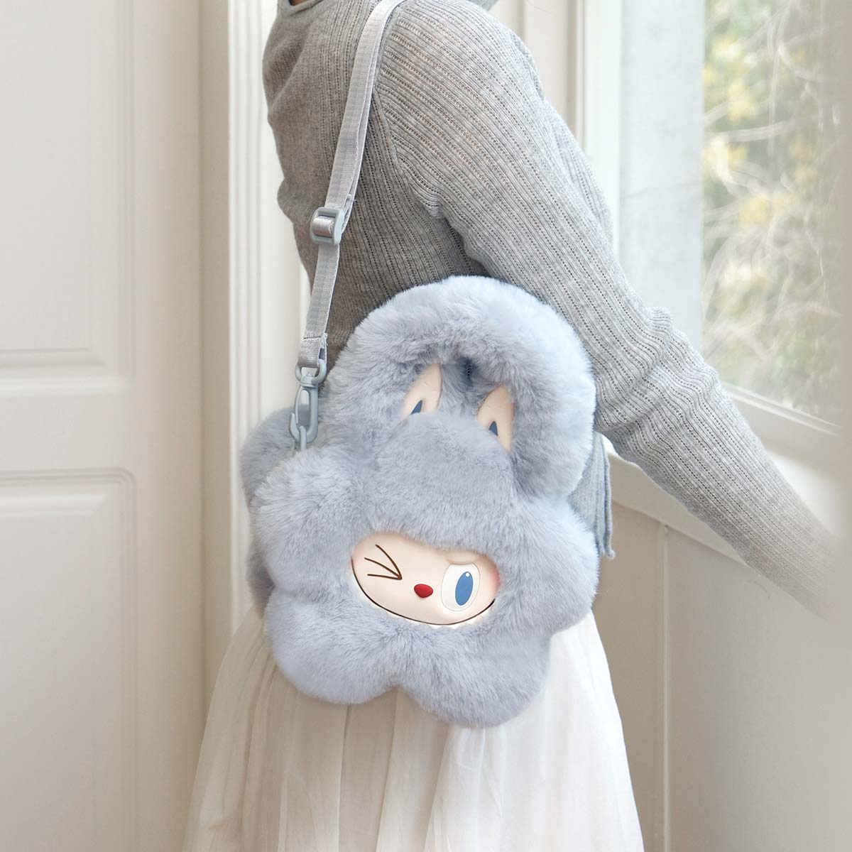  THE MONSTERS Classic Series-Plush Flower Bag