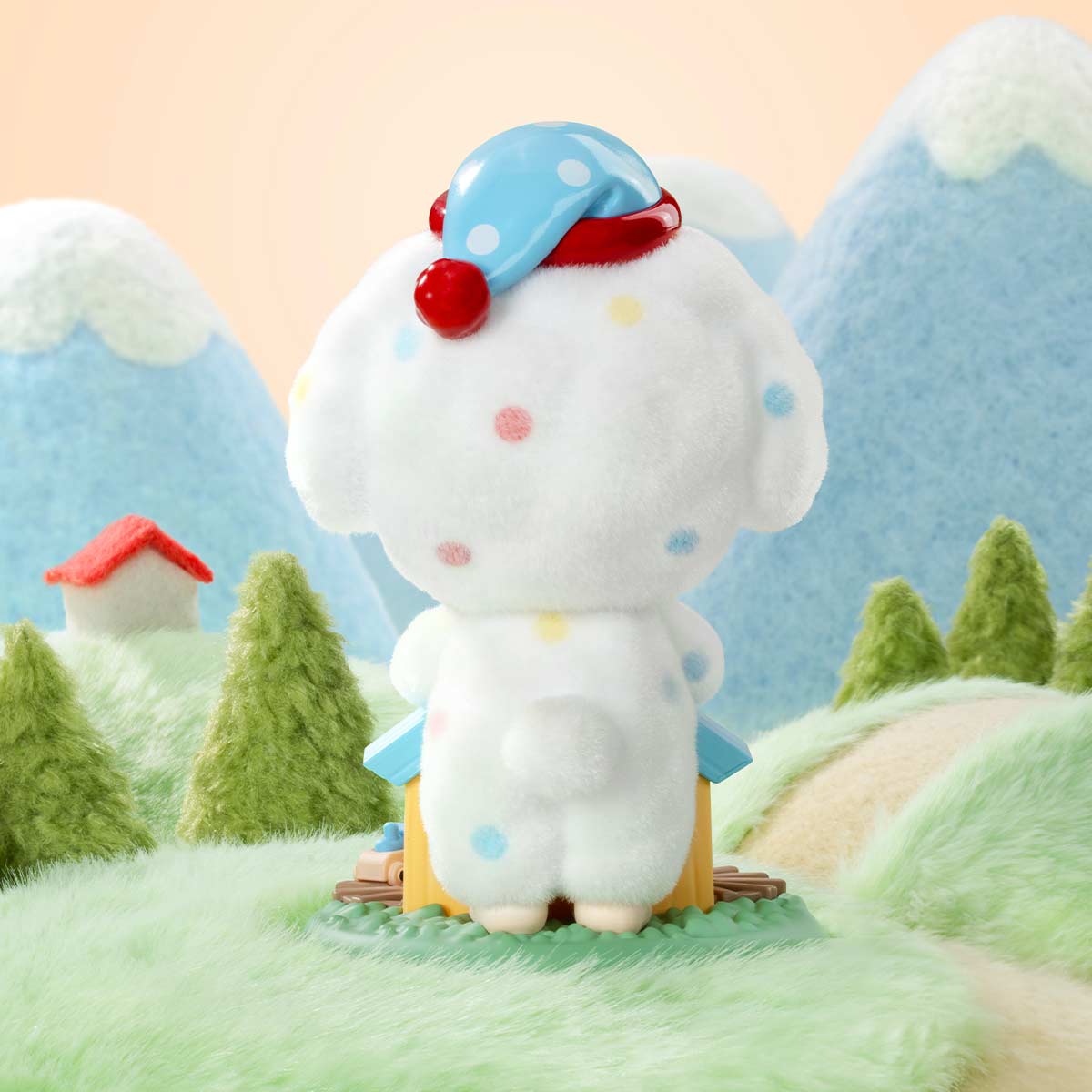  HACIPUPU Fluffy Puppy Figure