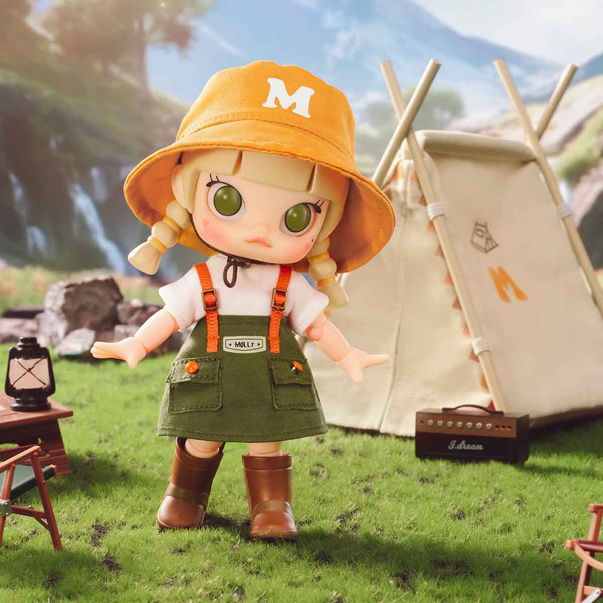 MOLLY Go Camping Action Figure