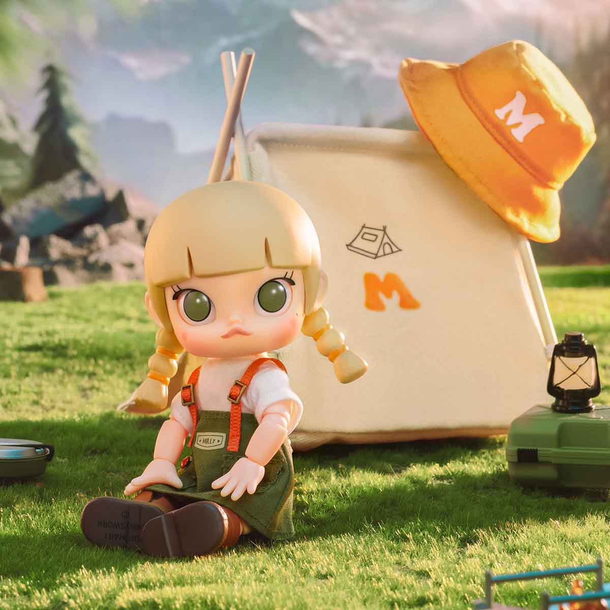  MOLLY Go Camping Action Figure