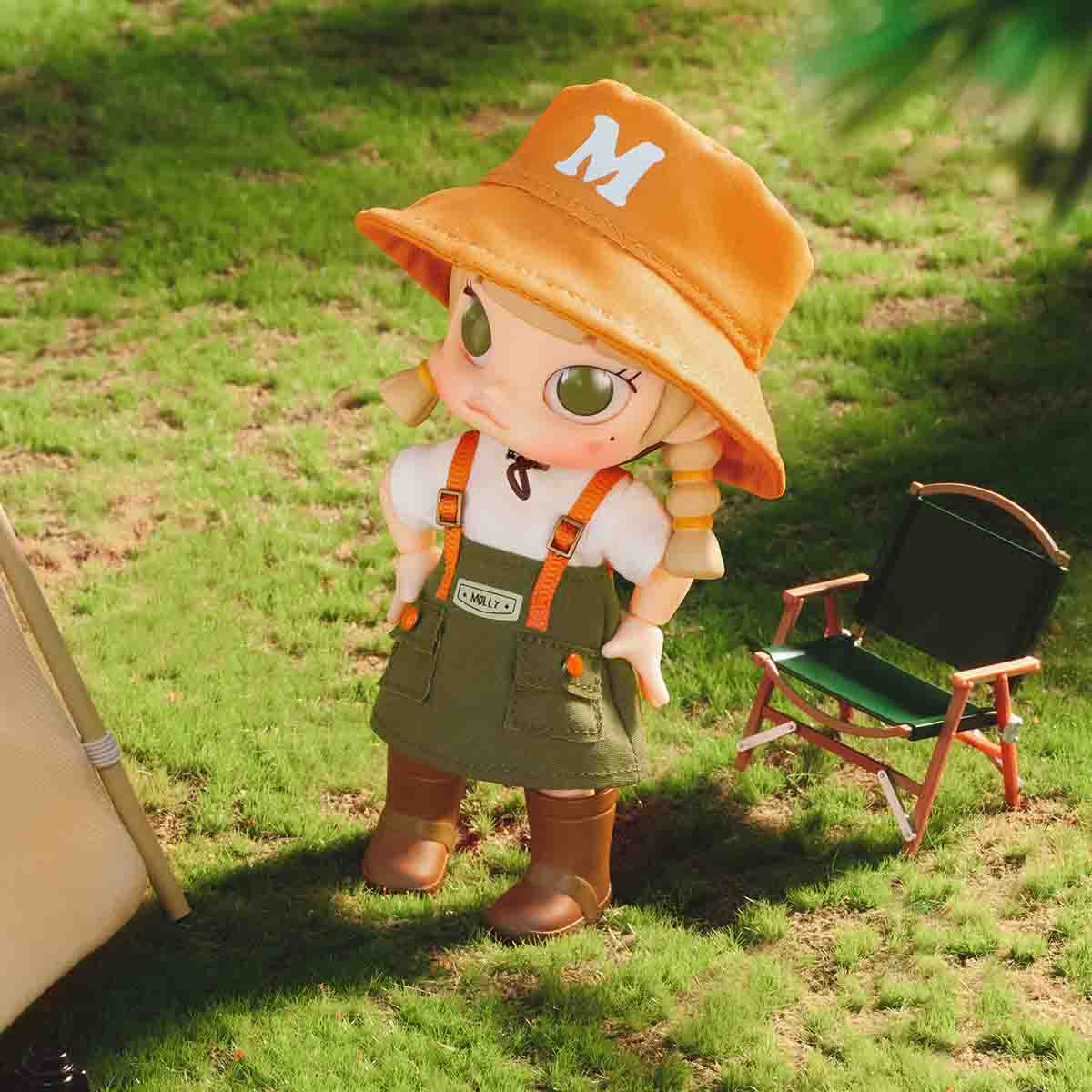  MOLLY Go Camping Action Figure